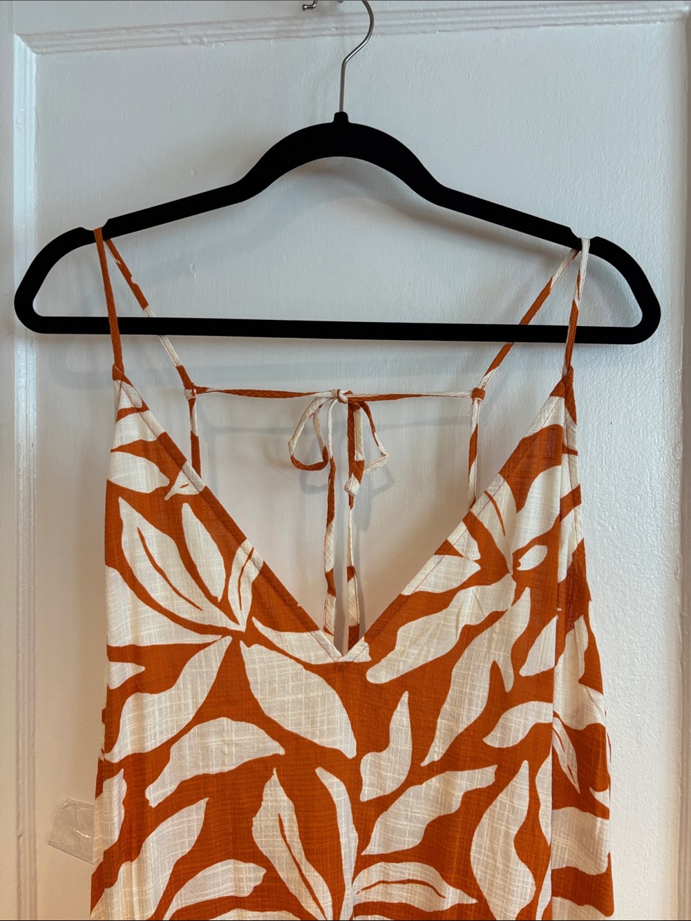 H&M Orange and White Leaf-Print Maxi Dress. 3X - Picture 2 of 8